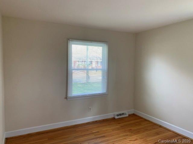 7308 Idlewild Road Charlotte, NC 28212 - Photo 8 of 13 Gallery Image 8