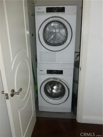 a close up view of washer and dryer