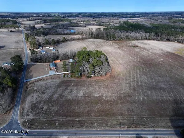 $55,000 | 4 East Raynham Road, Fairmont, NC 28340