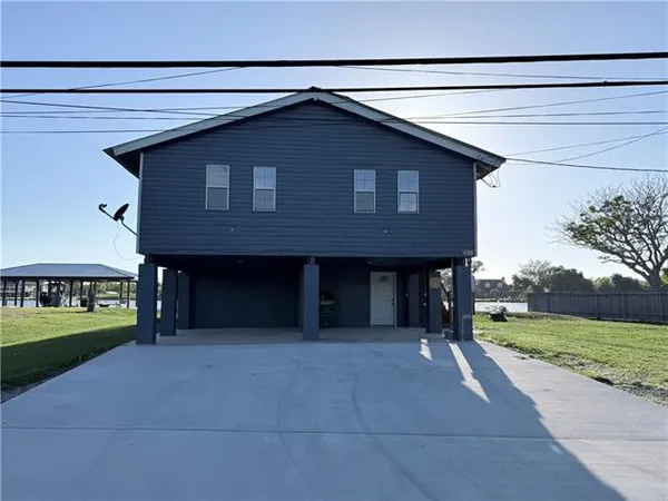 $1,600 | 4320 Jean Lafitte Boulevard, Lafitte, LA 70067