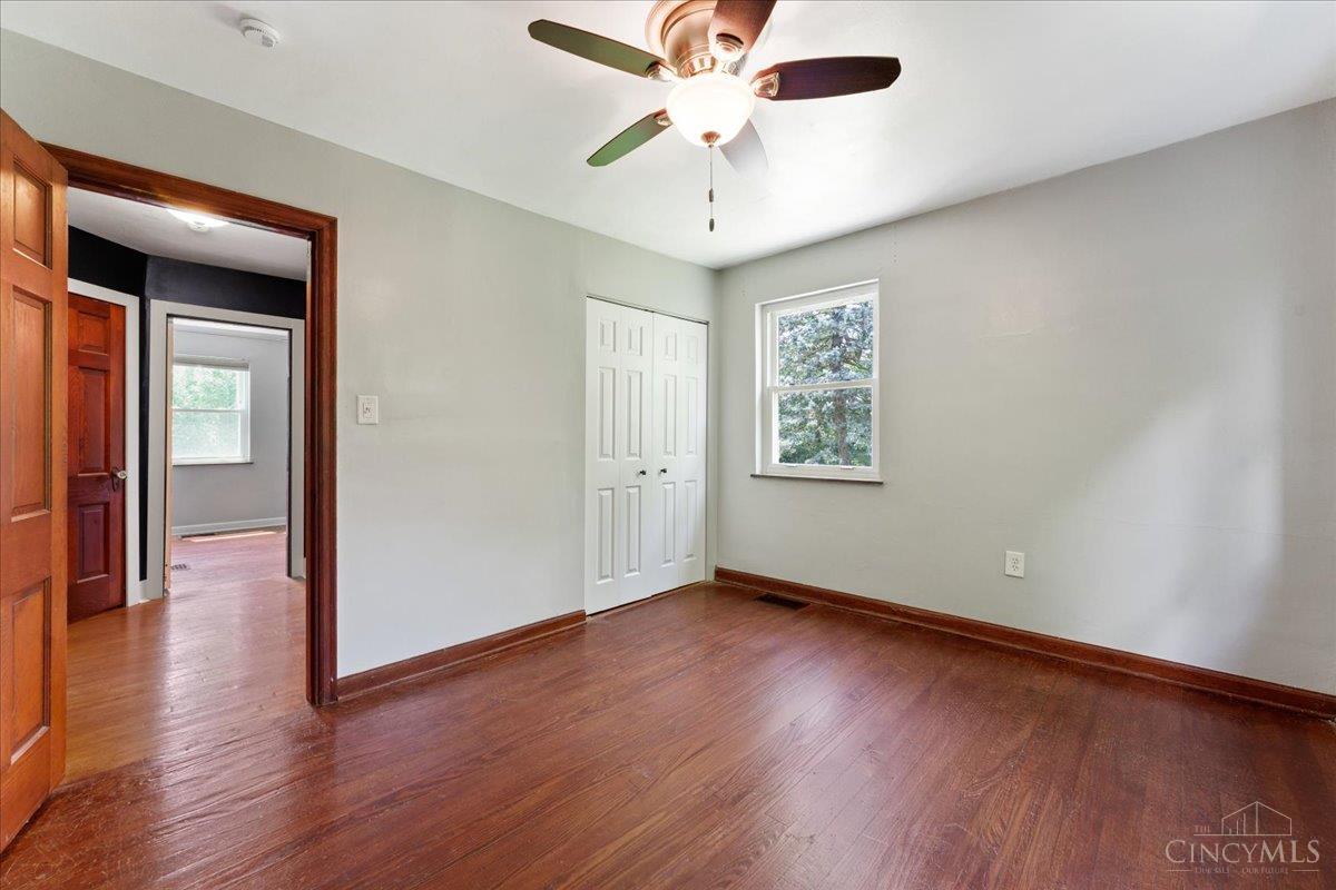 2304 East Galbraith Road Reading, OH 45237 - Photo 23 of 36