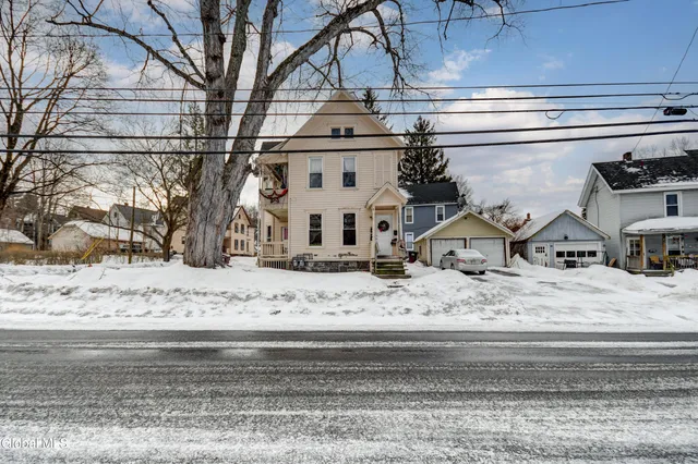 $158,500 | 67 West 8th Avenue, Gloversville, NY 12078