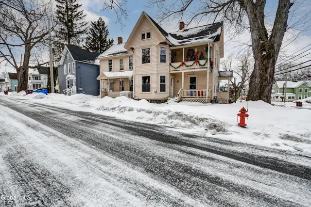 $158,500 | 67 West 8th Avenue, Gloversville, NY 12078