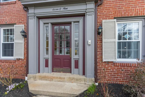 $2,200 | 709 Central Avenue, Unit 4, Dover, NH 03820