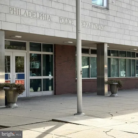 a view of a entryway door of the building