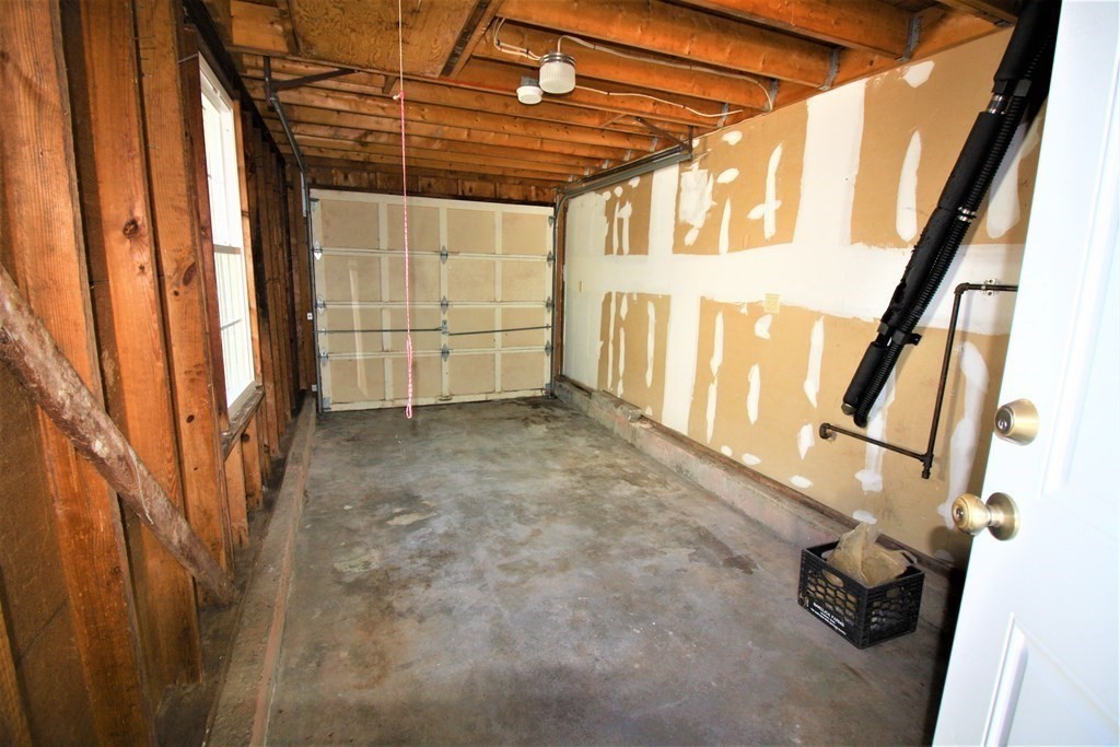 116 Donbray Road Springfield, MA 01119 - Photo 40 of 42 a view of an empty room