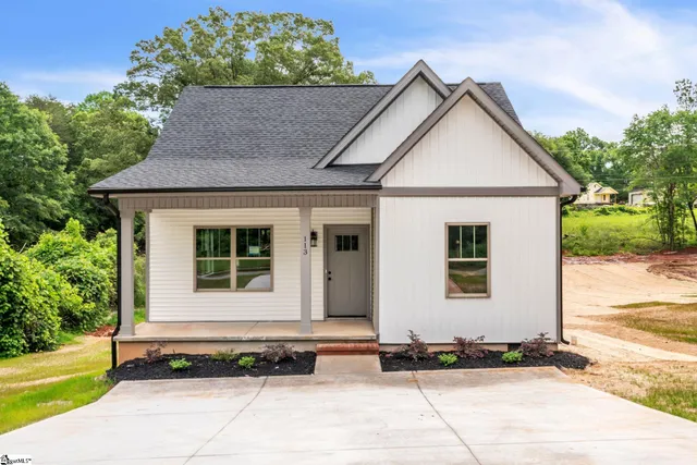 $259,900 | 113 North Spencer Street, Duncan, SC 29334