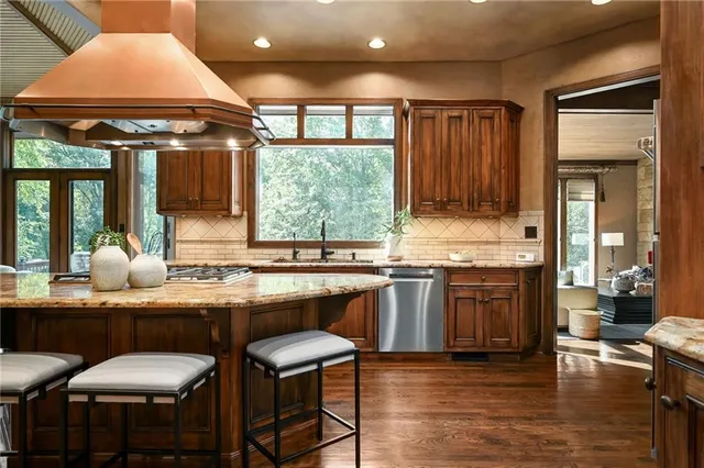 $2,650,000 | 25911 East 99th Street, Lee's Summit, MO 64086