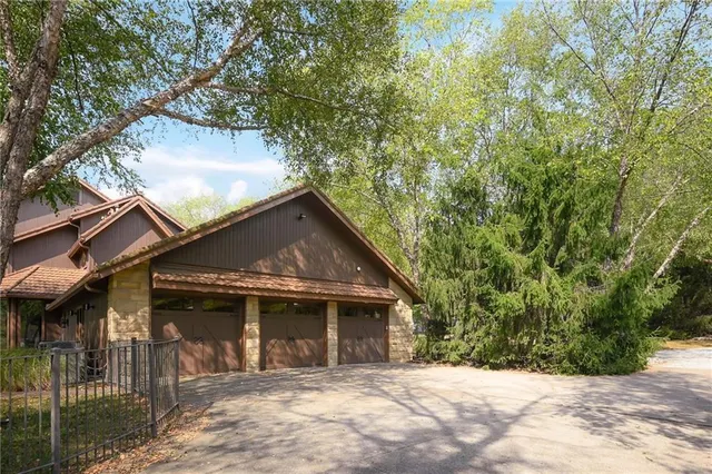 $2,650,000 | 25911 East 99th Street, Lee's Summit, MO 64086