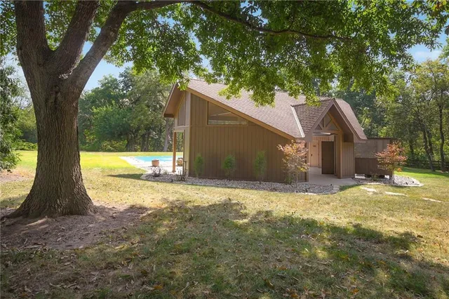 $2,650,000 | 25911 East 99th Street, Lee's Summit, MO 64086