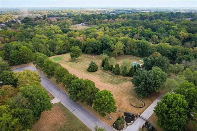 $2,650,000 | 25911 East 99th Street, Lee's Summit, MO 64086