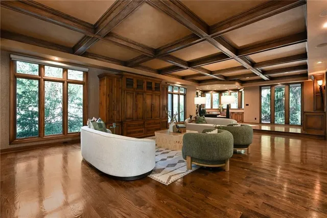 $2,650,000 | 25911 East 99th Street, Lee's Summit, MO 64086