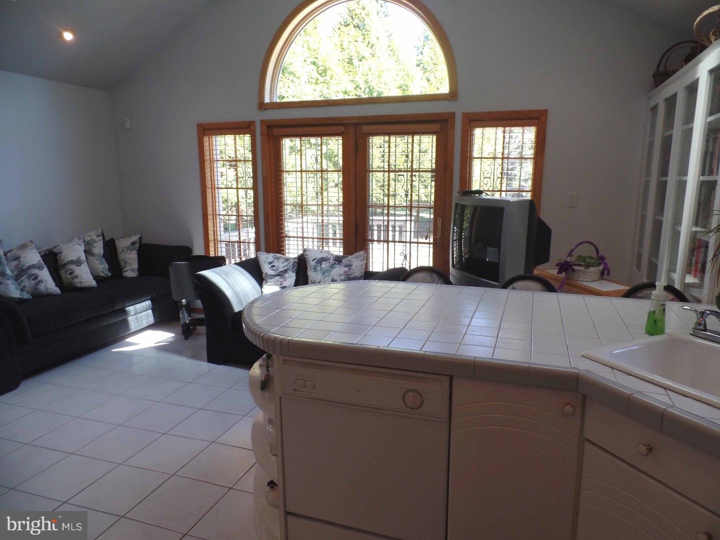55 Boncouer Road Cheltenham, PA 19012 - Photo 12 of 25 Gallery Image 12