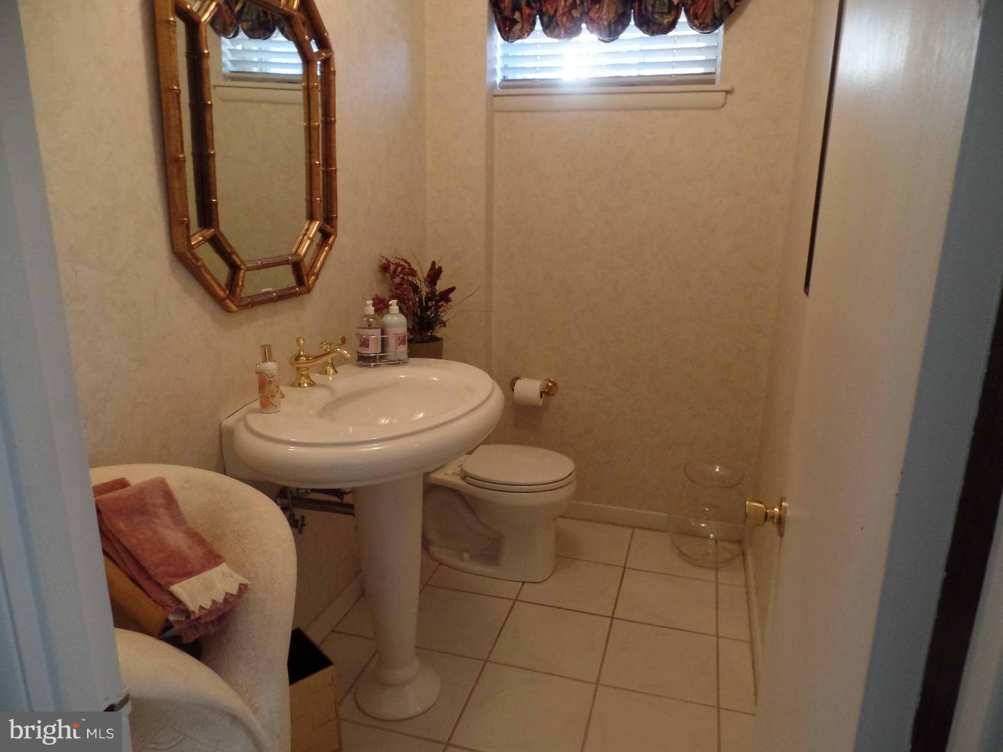 55 Boncouer Road Cheltenham, PA 19012 - Photo 14 of 25 Gallery Image 14