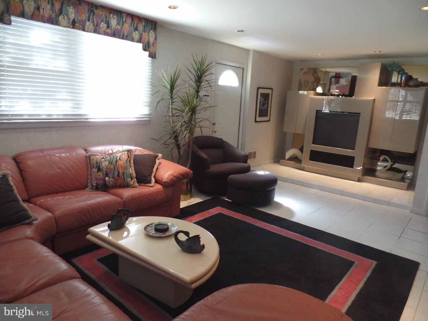55 Boncouer Road Cheltenham, PA 19012 - Photo 15 of 25 Gallery Image 15