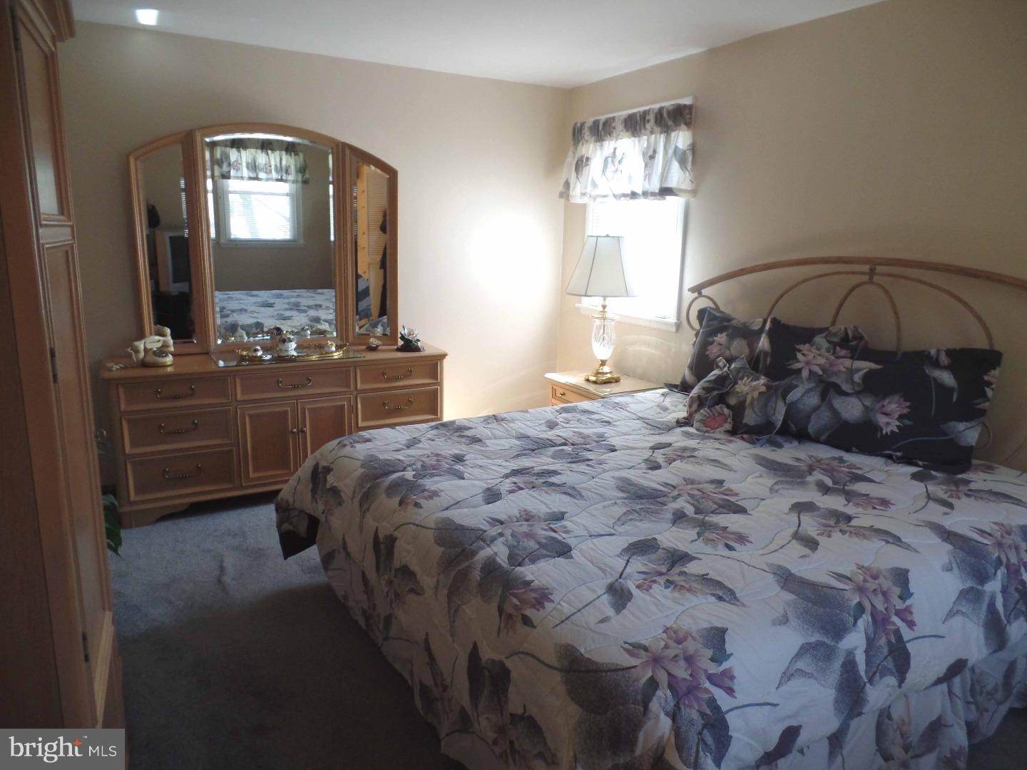 55 Boncouer Road Cheltenham, PA 19012 - Photo 18 of 25 Gallery Image 18