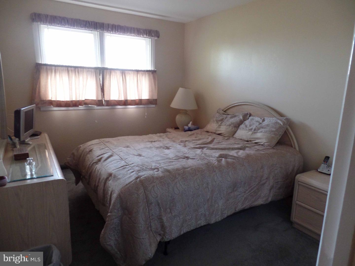 55 Boncouer Road Cheltenham, PA 19012 - Photo 20 of 25 Gallery Image 20