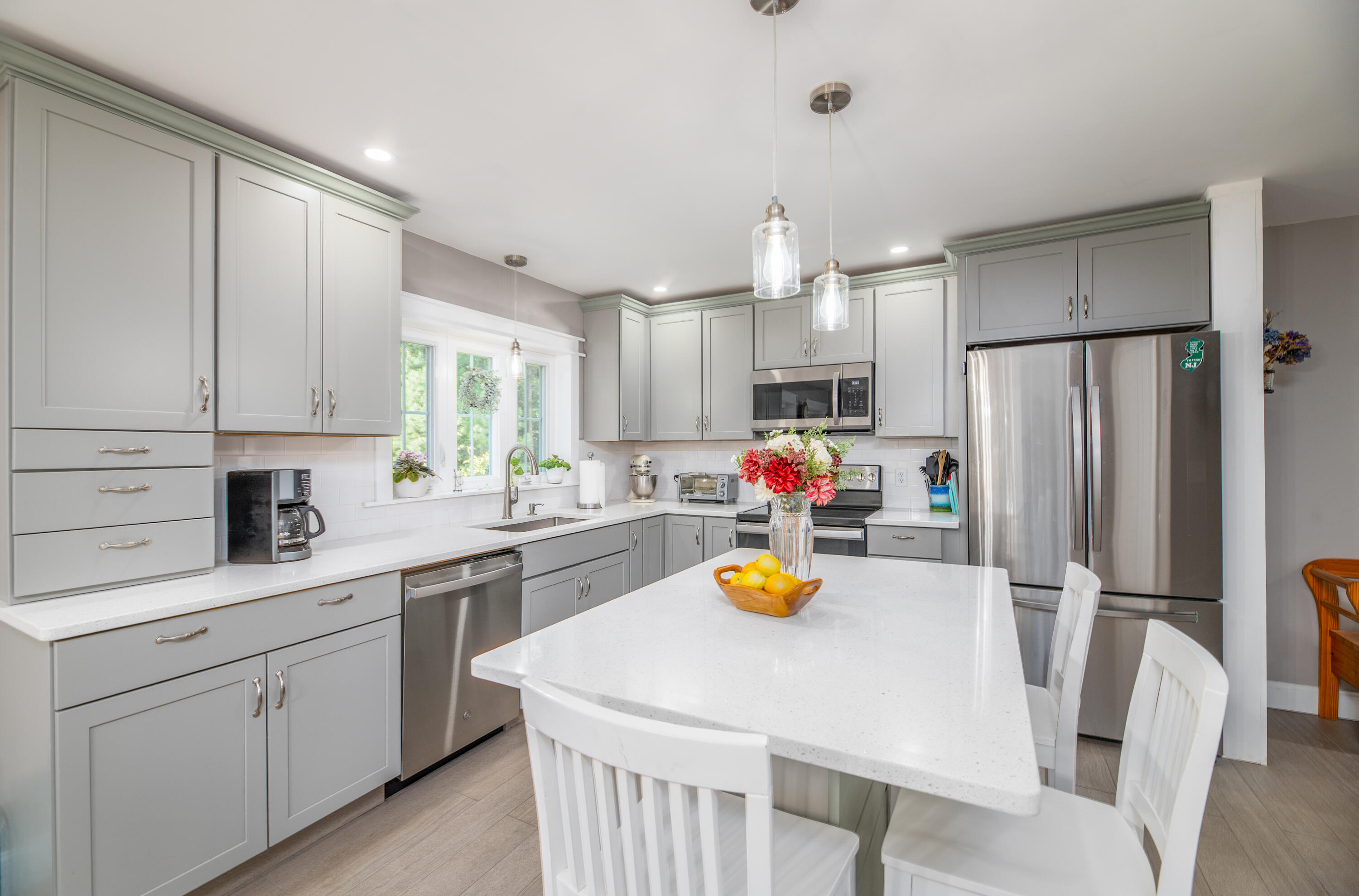 1620 Houston Road Lincoln, ME 04457 - Photo 14 of 46 Interior21