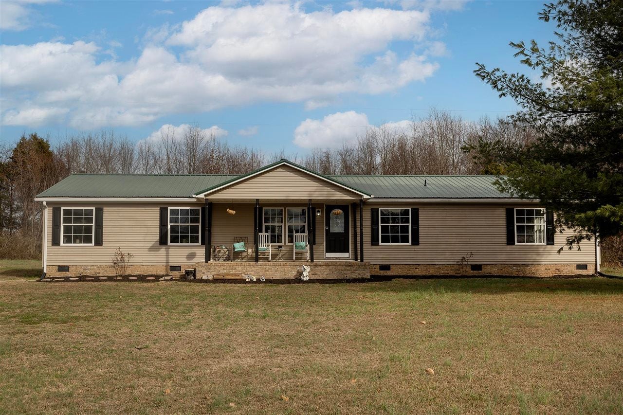 220 West Bogle Road Rockfield, KY 42274 - Photo 1 of 36 Gallery Image 1
