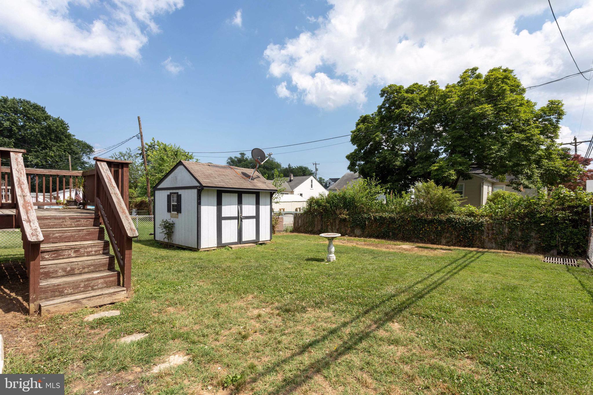 135 Cedar Hill Road Baltimore, MD 21225 - Photo 47 of 48 Large Flat Yard