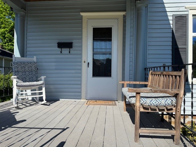 526 Broadway Street Oneida, NY 13421 - Photo 4 of 35 Composite front porch
