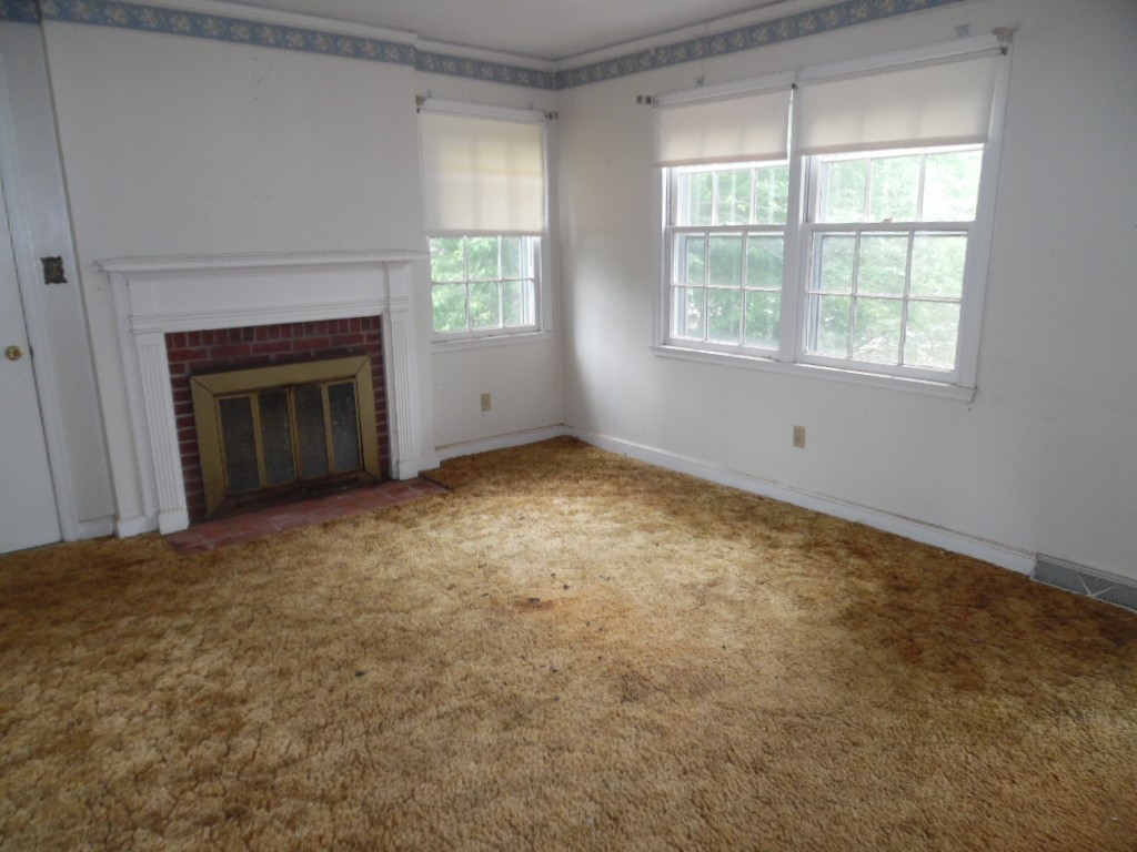 204 Rutledge Court Seneca, SC 29678 - Photo 5 of 12 Gallery Image 5