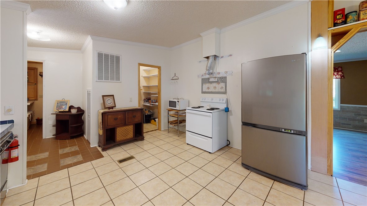 586 Robinson Bridge Road Central, SC 29630 - Photo 5 of 17