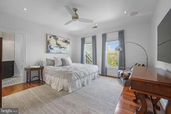 $2,399,999 | 11431 Woolington Road, Great Falls, VA 22066