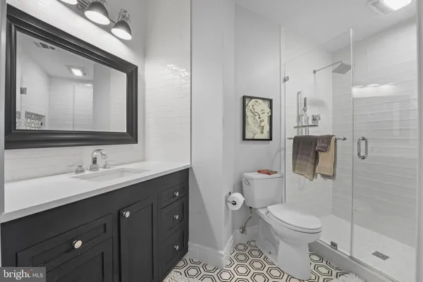 $2,399,999 | 11431 Woolington Road, Great Falls, VA 22066