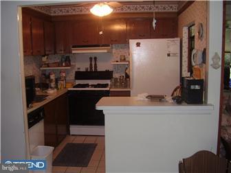3542 Kyle Road Philadelphia, PA 19154 - Photo 3 of 12 Kitchen