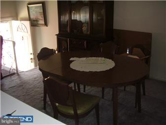 3542 Kyle Road Philadelphia, PA 19154 - Photo 4 of 12 Dining Room