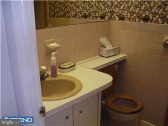3542 Kyle Road Philadelphia, PA 19154 - Photo 7 of 12 Bathroom