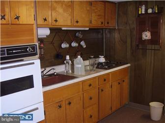 3542 Kyle Road Philadelphia, PA 19154 - Photo 9 of 12 Kitchen