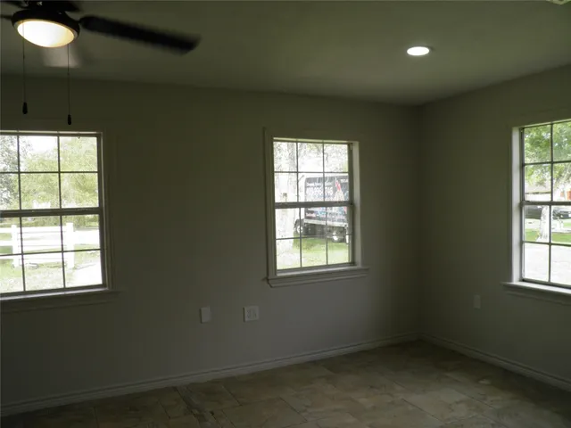 $1,775 | 12617 Sunset Circle, Santa Fe, TX 77510