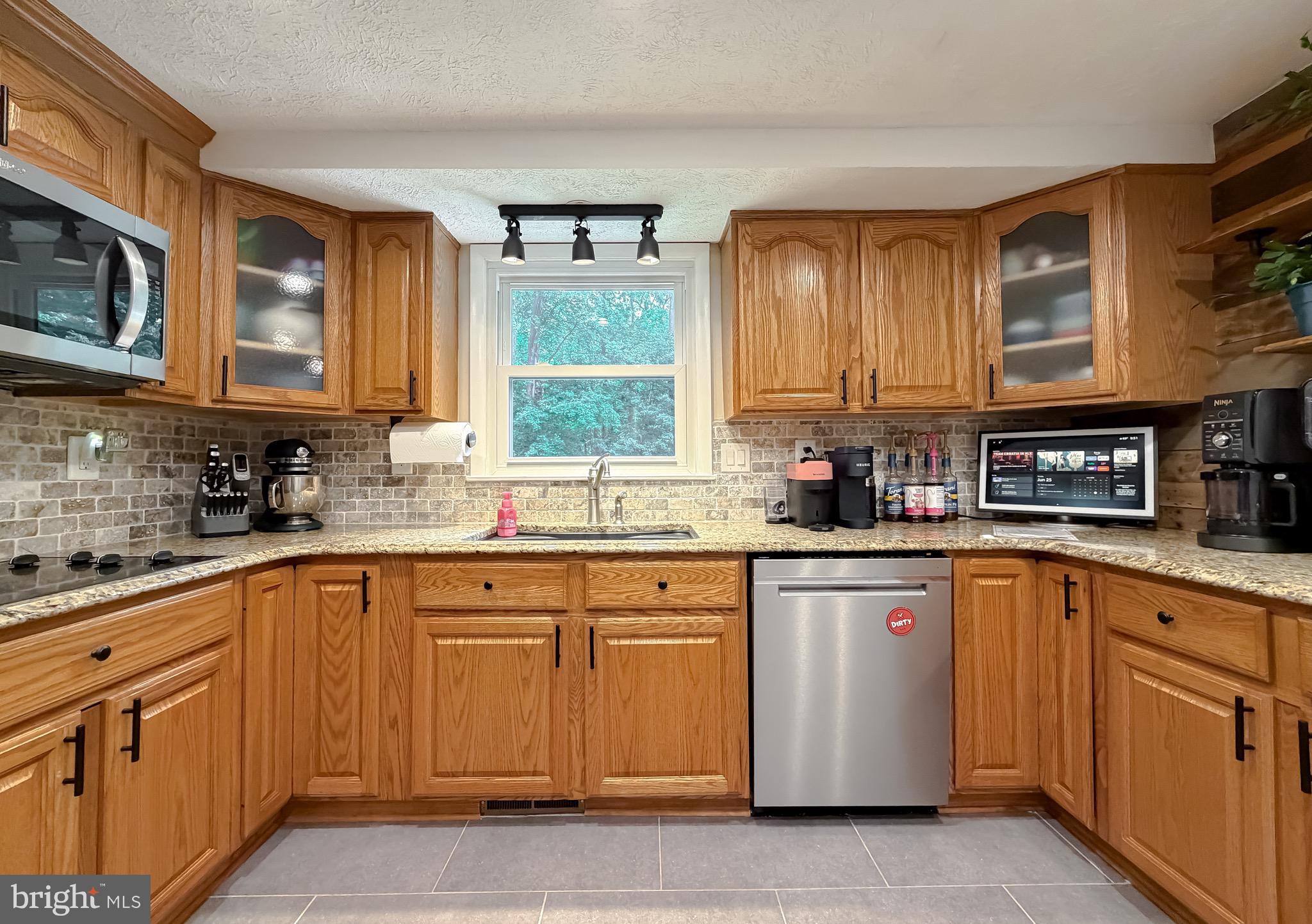 3872 Stoneybrook Road White Plains, MD 20695 - Photo 11 of 66