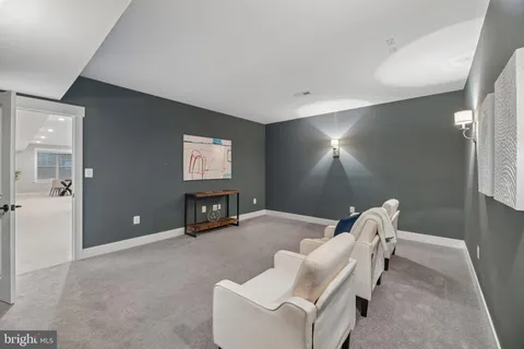 $2,400,000 | 2336 North Oak Street, Falls Church, VA 22046