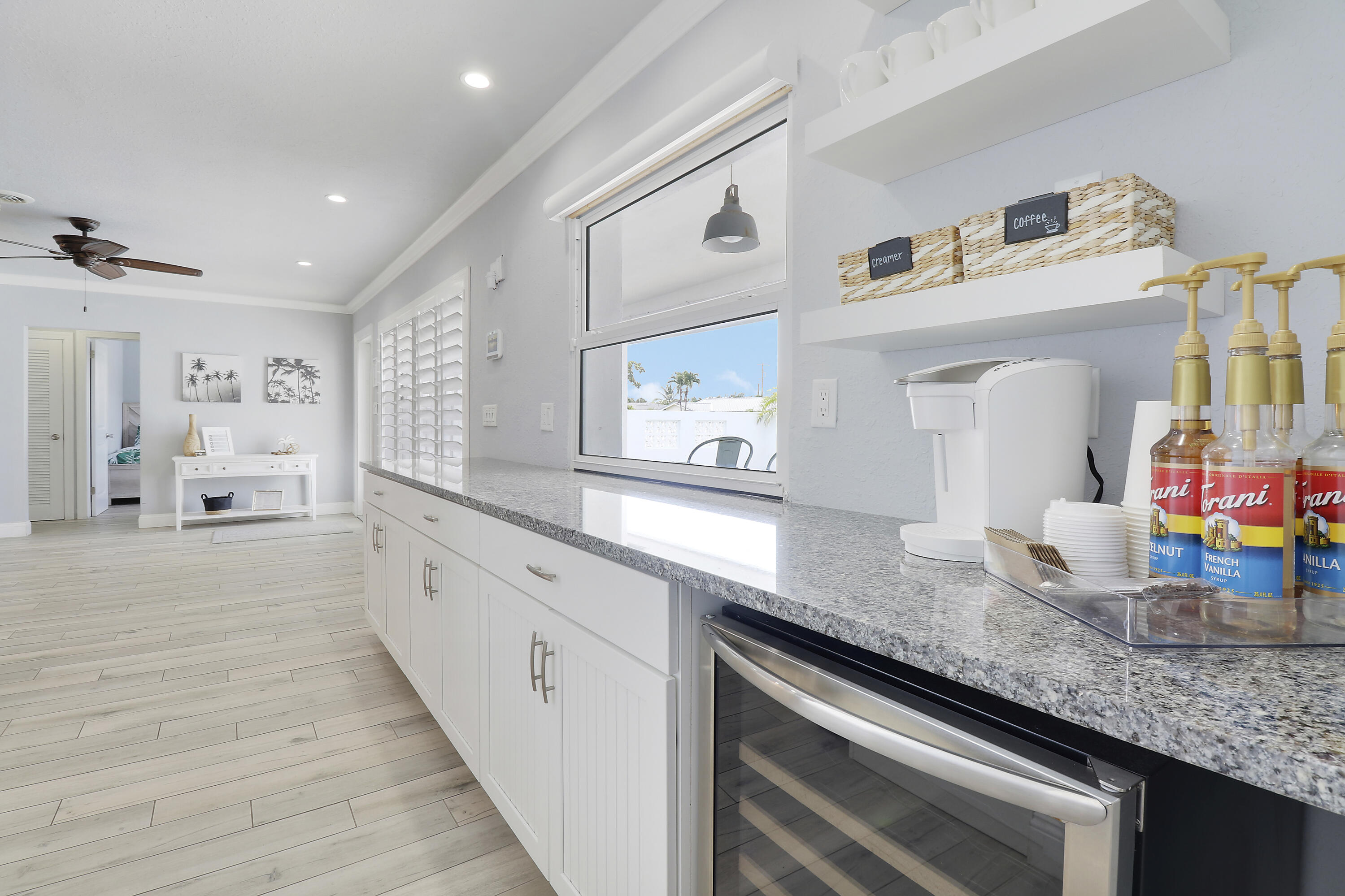 425 Marlin Road North Palm Beach, FL 33408 - Photo 13 of 60 Kitchen