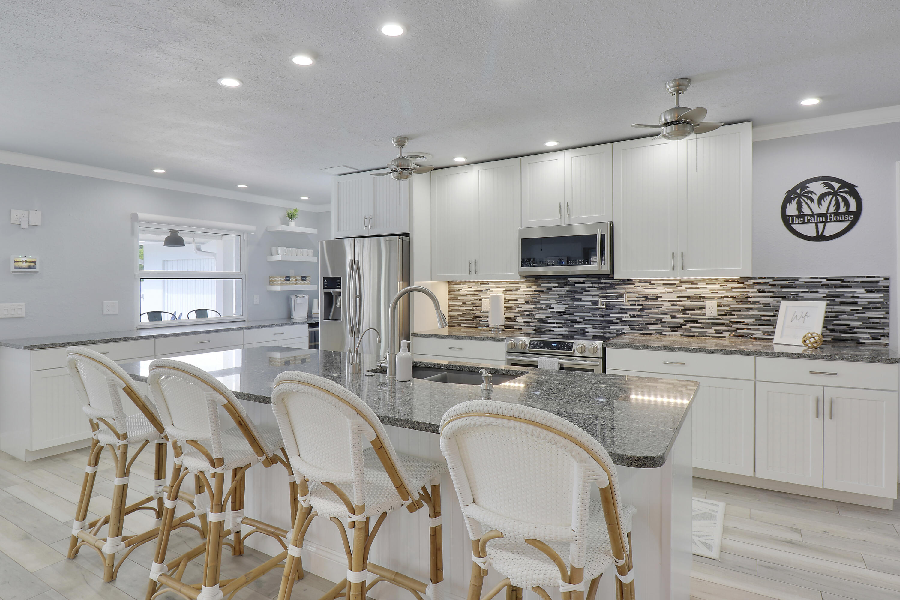 425 Marlin Road North Palm Beach, FL 33408 - Photo 15 of 60 Kitchen