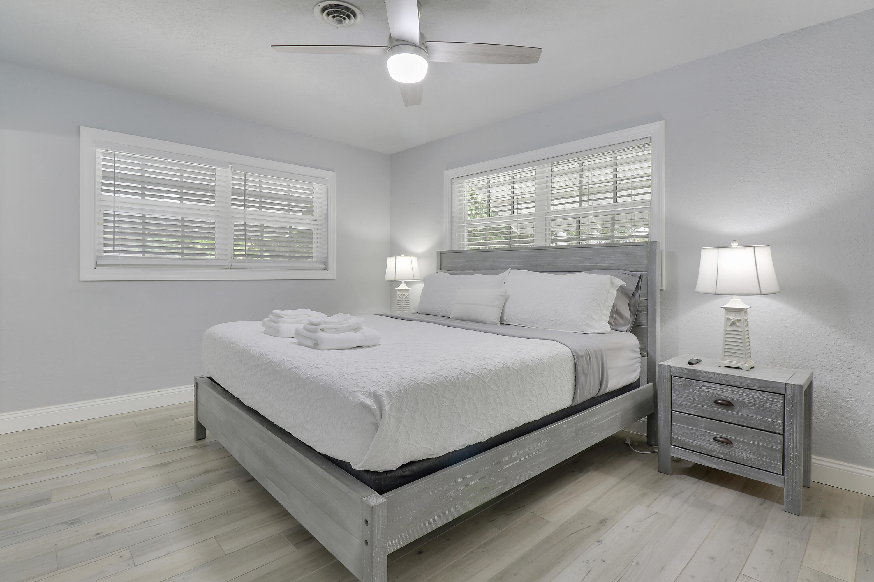 425 Marlin Road North Palm Beach, FL 33408 - Photo 28 of 60 House1-7