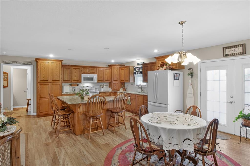 2136 North 8th Street Independence, KS 67301 - Photo 11 of 31