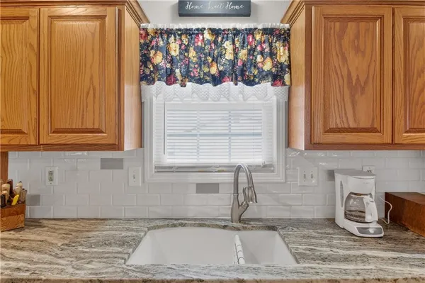 $239,500 | 2136 North 8th Street, Independence, KS 67301