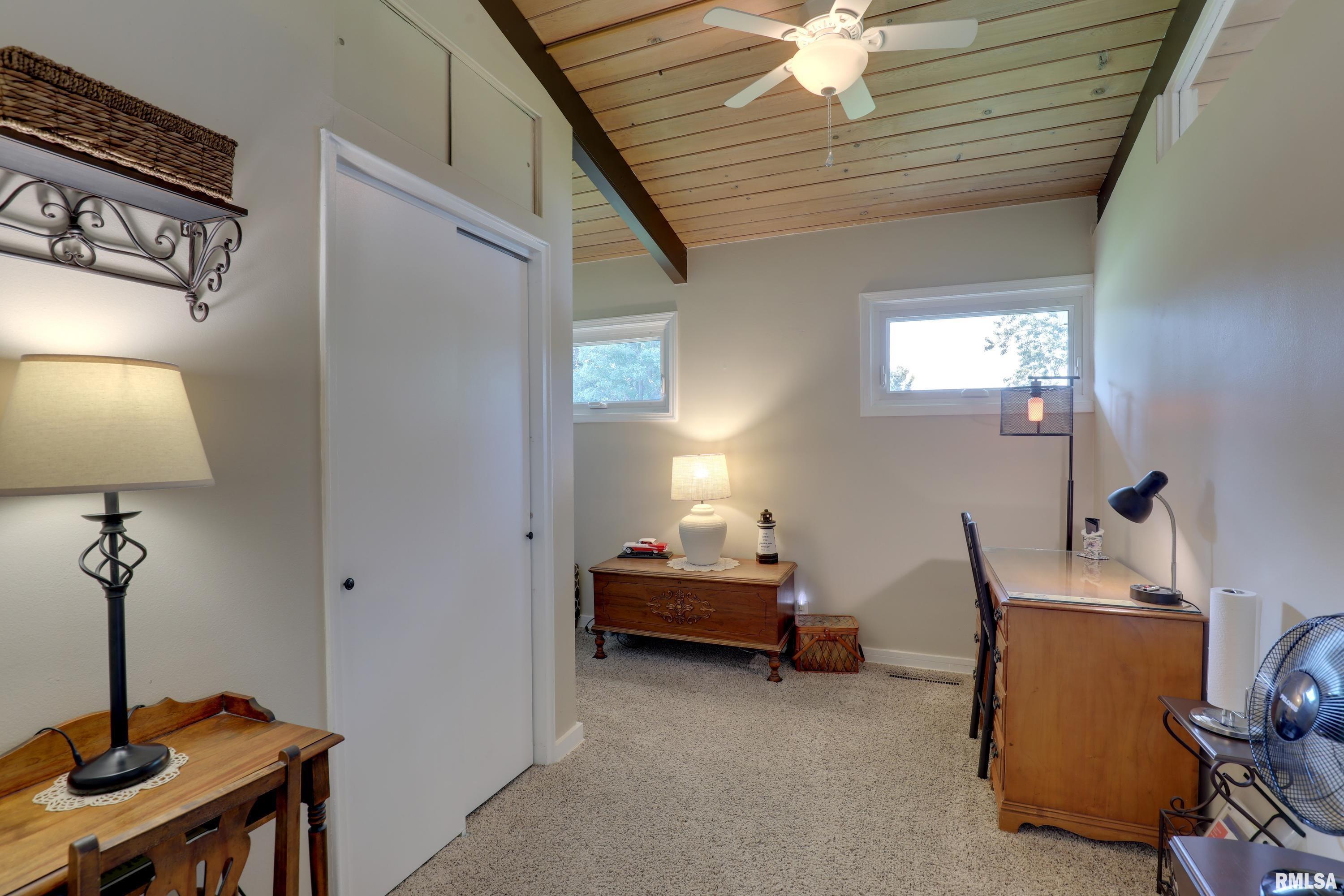 728 Ridgewood Drive Quincy, IL 62301 - Photo 18 of 25 Gallery Image 18