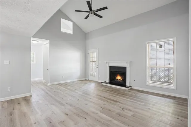 $190,000 | 6430 Oakleaf Way, Morrow, GA 30260