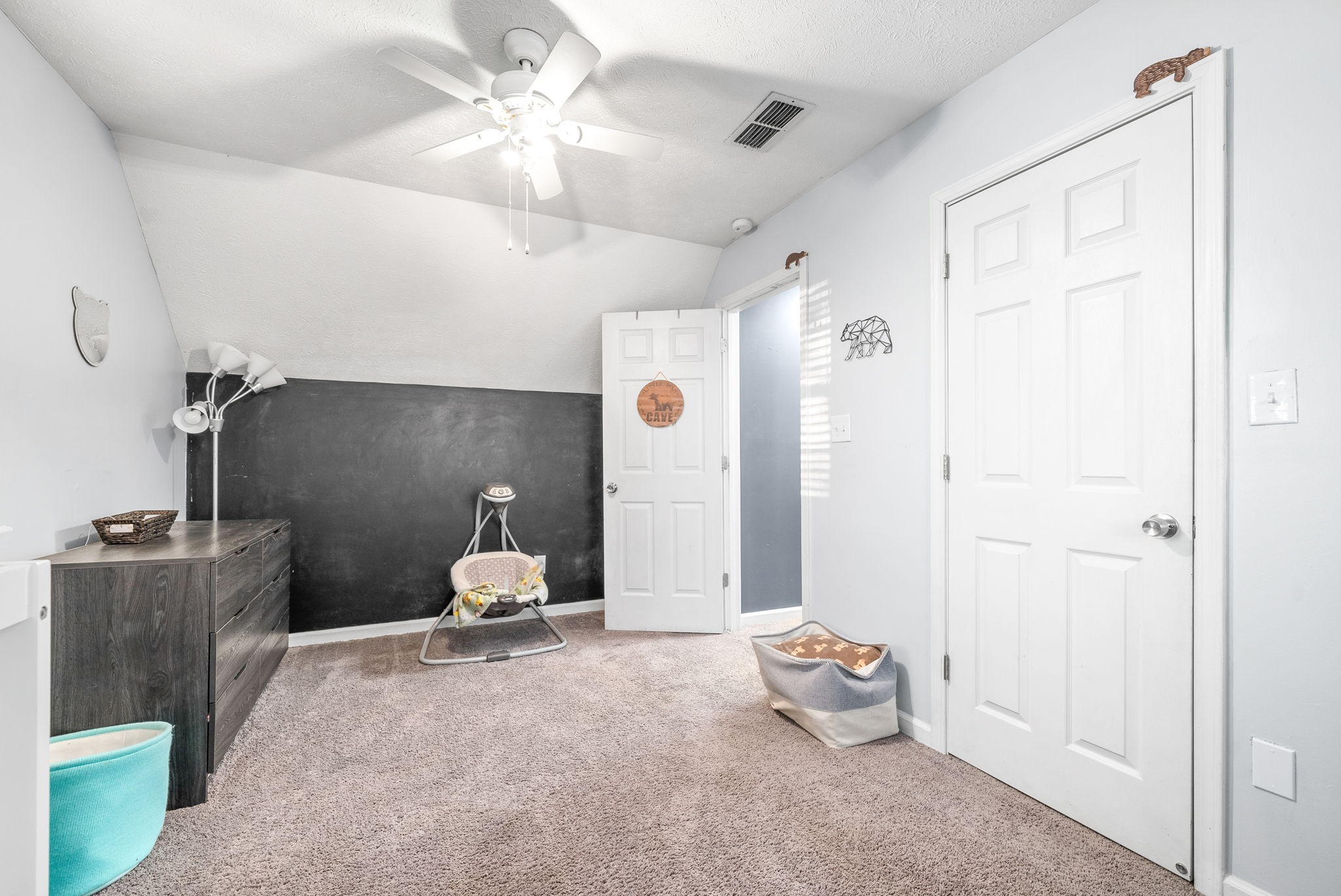 950 Hugh Hunter Road Oak Grove, KY 42262 - Photo 17 of 30 Gallery Image 17