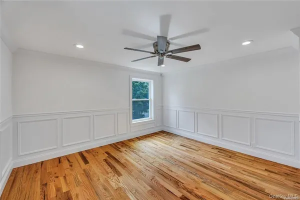 $2,995 | 177 Waverly Avenue, Unit SECOND, Patchogue, NY 11772