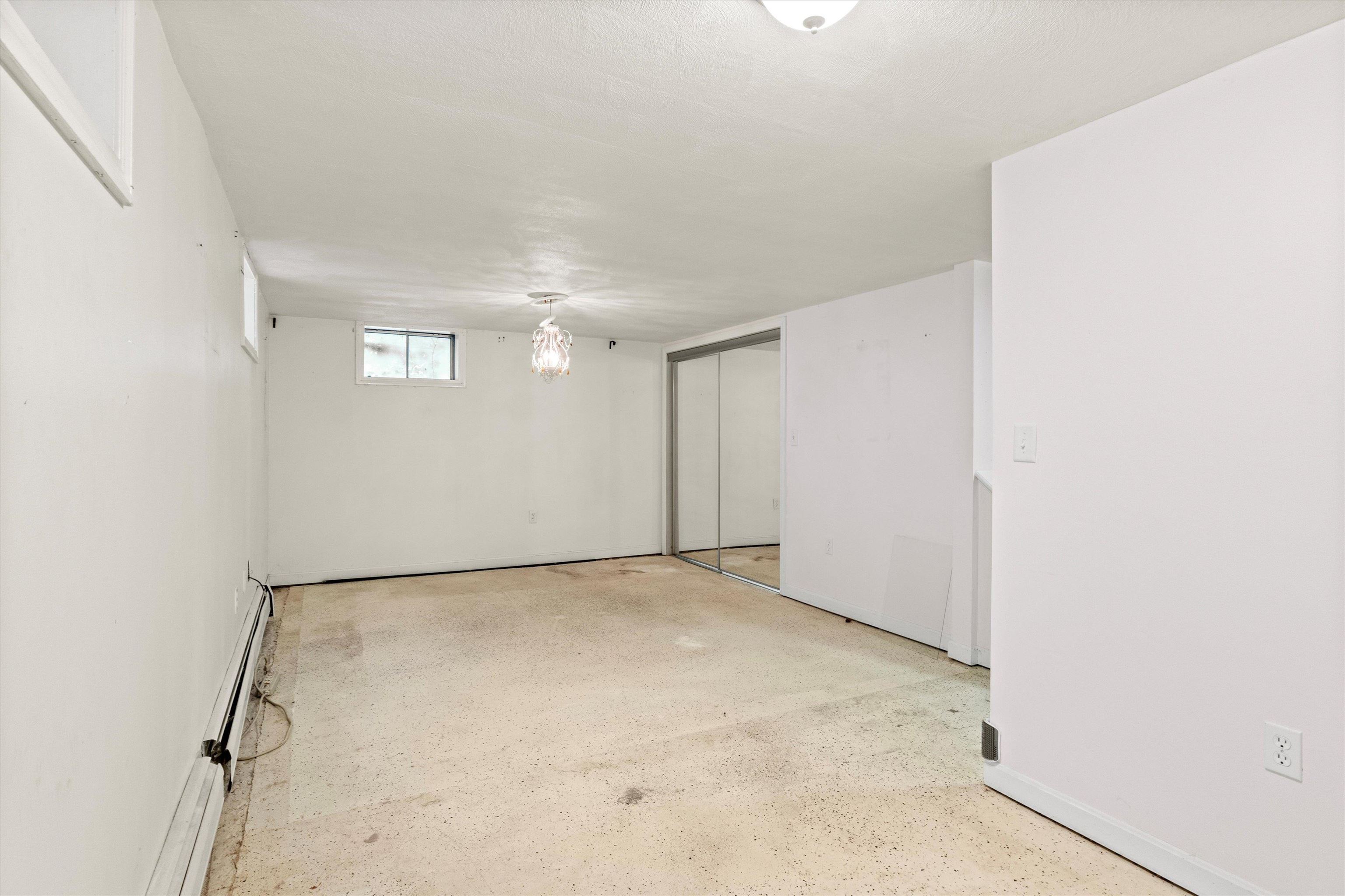 68 North Lowell Road Windham, NH 03087 - Photo 38 of 53