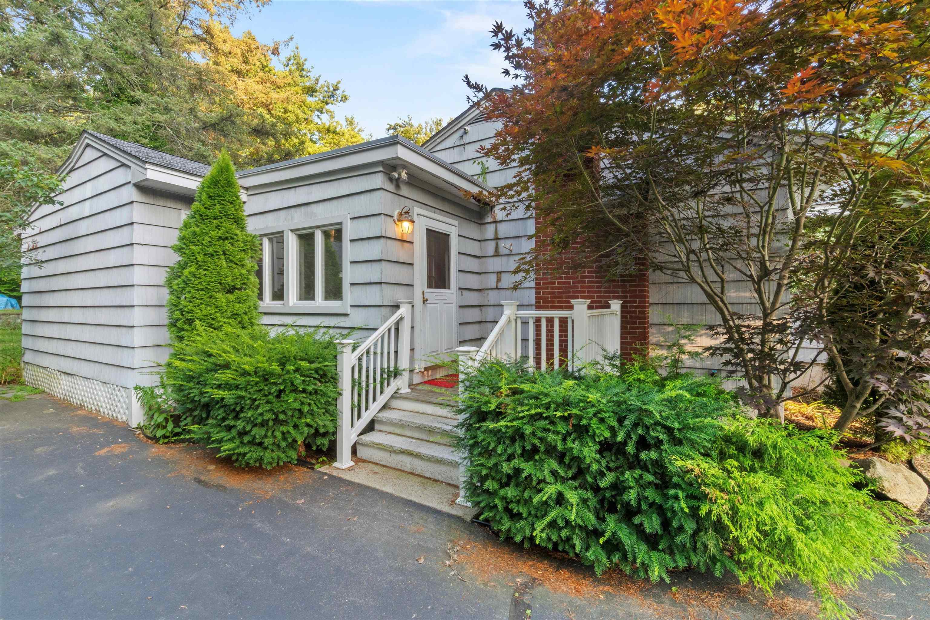 68 North Lowell Road Windham, NH 03087 - Photo 6 of 53