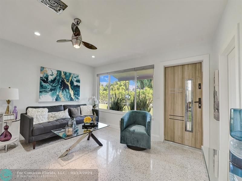 533 Northeast 27th Dr