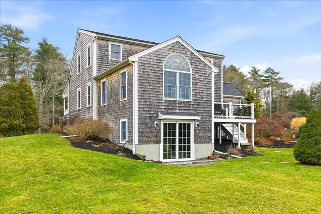$675,000 | 16 Palmer Mill Road, Halifax, MA 02338