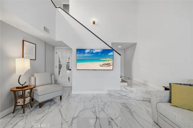 $670,000 | 25136 Marci Way, Valencia, CA 91355